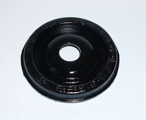 Osłona dolna tulei wspornika tylnego mostu - MITSUBISHI - MB515155 