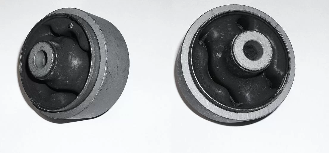Tuleja wahacza tylnego wzdłużnego - MITSUBISHI [4120A012] do wahacza (4120A005,4120A006)